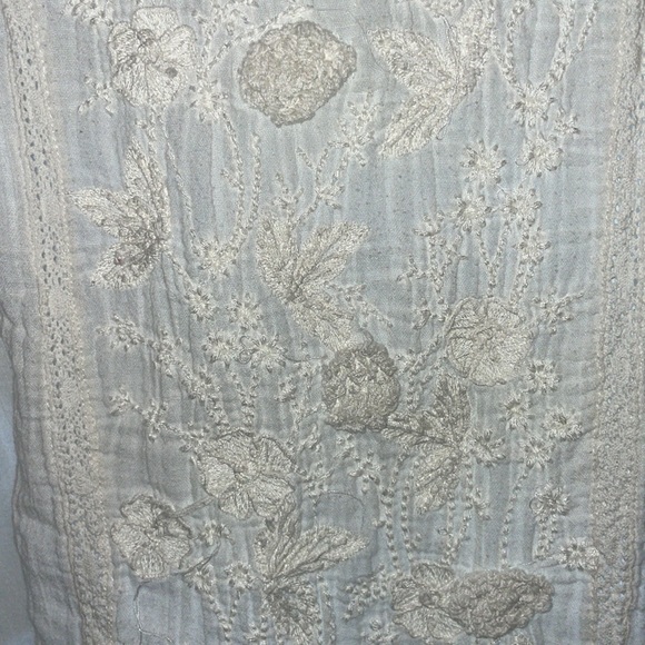 Zara embroidered top size XS - Picture 2 of 6